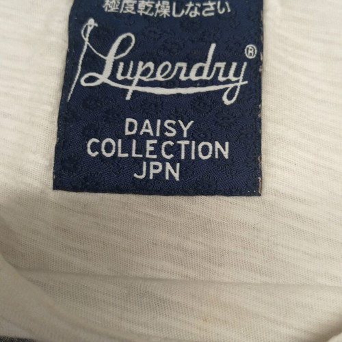 Superdry t-shirt size L like new