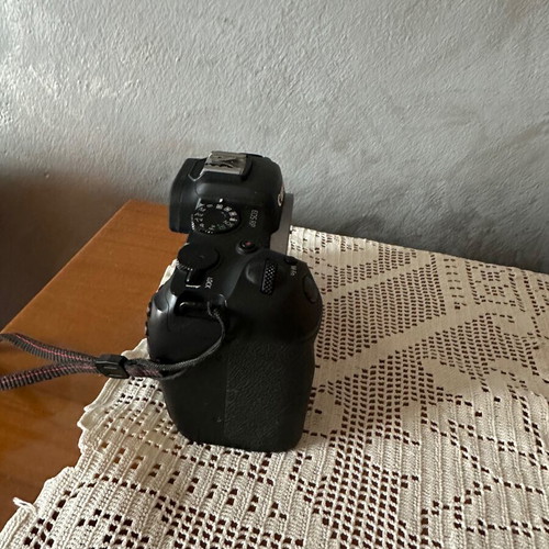Canon EOS RP Mirrorless фотоапарат като нов