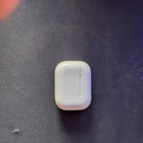 Apple AirPods Pro 2nd Gen. MQD83ZM/A Magsafe Lightning, used, missing right earbud