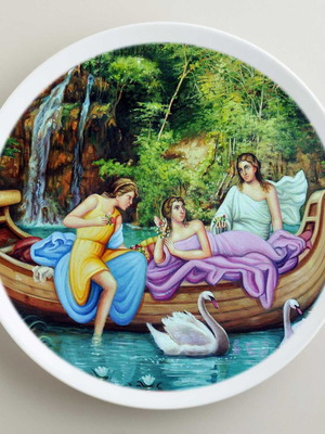 Decorative porcelain plate in various sizes, made to order