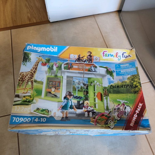 Playmobil Family Fun Veterinary Clinic used