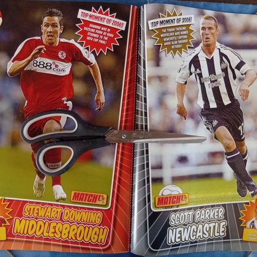 Match Football Magazine issue 12-25/12/2006 like new, Premier League posters