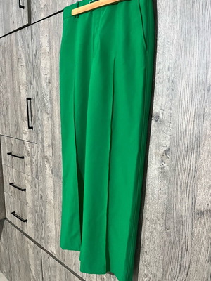 Zara green ankle-length pants like new, elegant