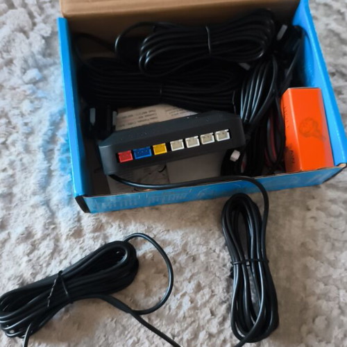 Rear parking aid with screen and sound new