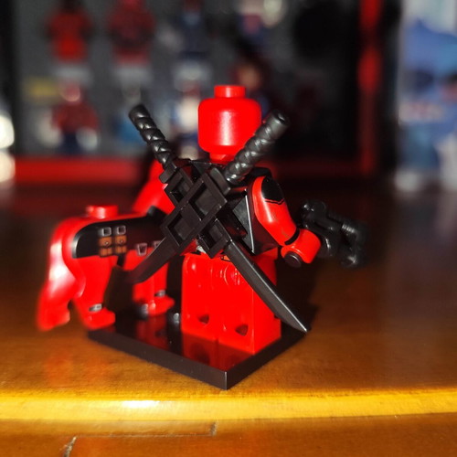 Deadpool Comic Accurate figure like new with accessories