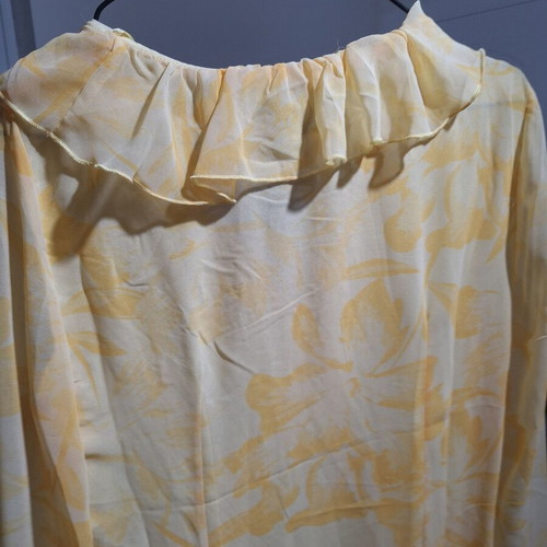 Pink Woman yellow dress, size M