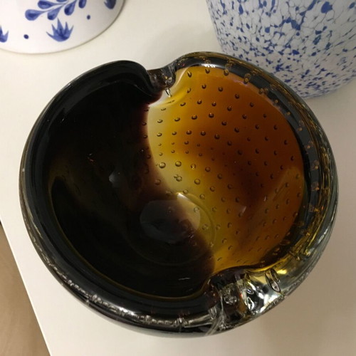 Murano glass art bowl honey colored like new