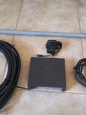 Bobcat Miner 300 Helium set like new with Qoltec 10dBi antenna and LMR400 cable