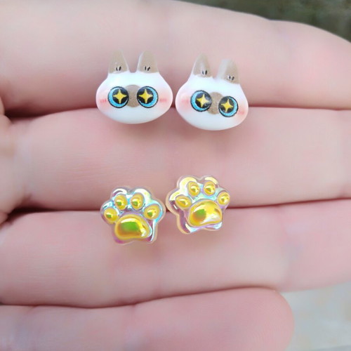 Hypoallergenic cat earrings new, pack