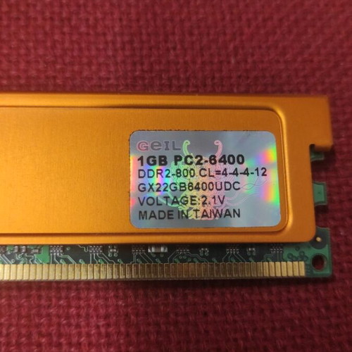 Ram ddr2 used 2x Geil 1GB 800MHz and 2x Kingston 1GB modules