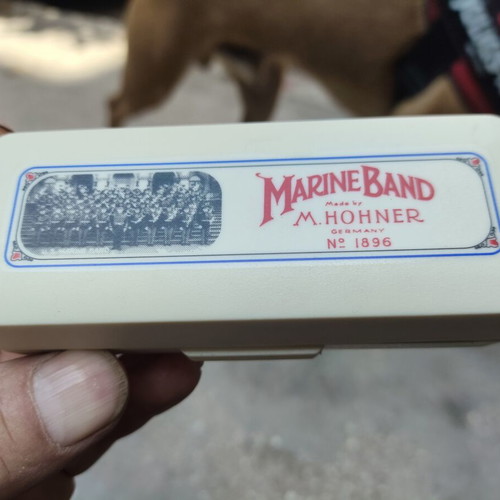 Hohner Marine Band Harmonica in Key F like new with original case