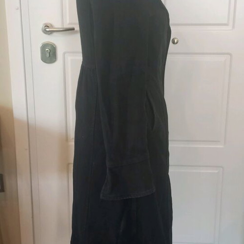 Benetton coat used black XS 98% cotton 2% elastane