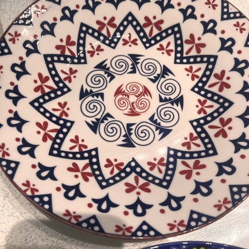 Set of 2 dishes new