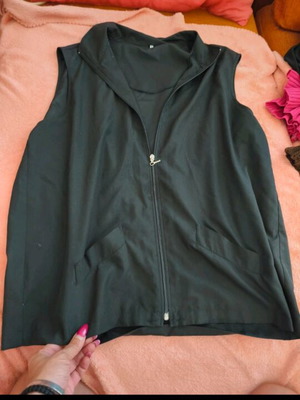 Unisex black vest with zipper like new