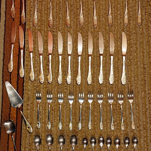Cutlery set like new