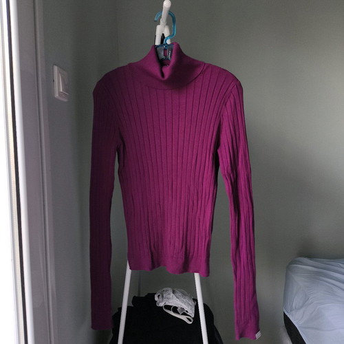 Karavan turtleneck like new, Small/Medium