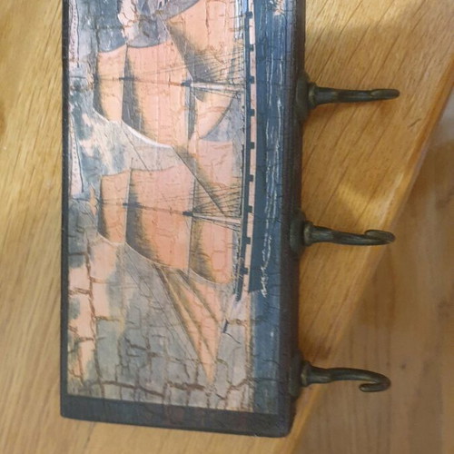 Wooden key holder new