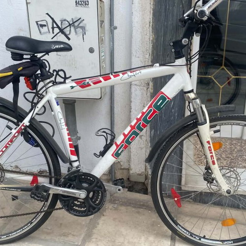Trekking city bicycle like new, red, front suspension, disc brakes, men's