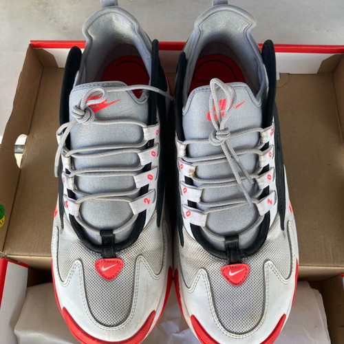 Nike Zoom 2K sneakers used, size 44.5, black and white