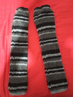 Striped warm leg warmers 45cm elastic like new