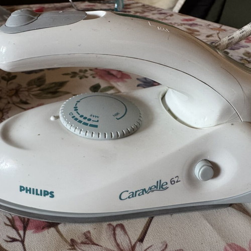 Philips Caravelle 62 Mini Travel Iron like new, 20cm