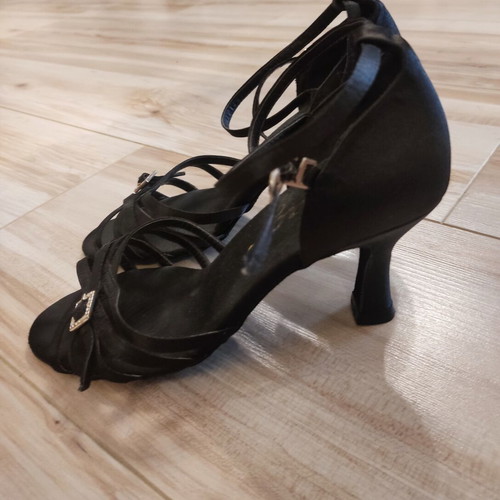Latin dance shoes like new, black with silver details, heel height 8 cm