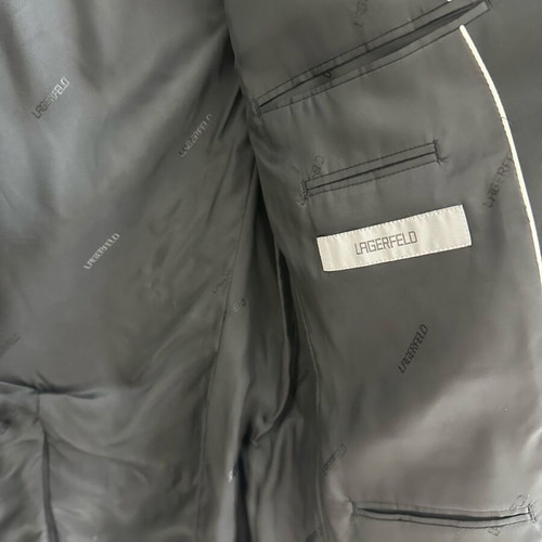 Lagerfeld black shiny suit new, size XL