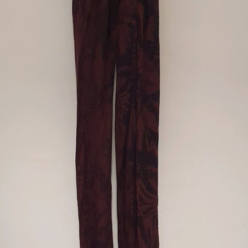 Scarf Bordeaux with black pattern