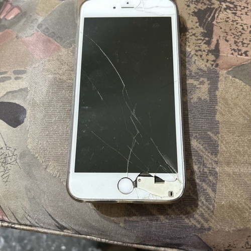 Apple iPhone A1524 used for spare parts without charger