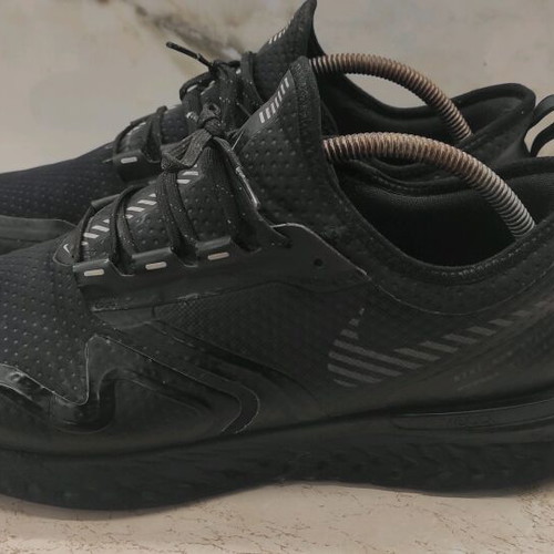 Nike Odyssey React Shield 2 sneakers used, size 46, black