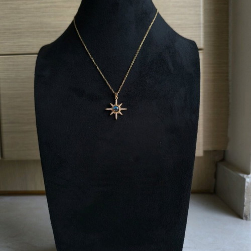 Women's necklace made of stainless steel new, gold