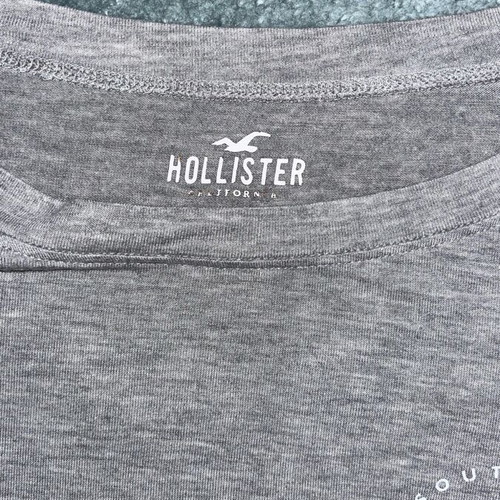 Hollister California women grey T-shirt size Small like new