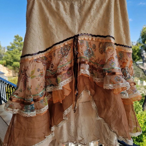 Lulu Paris silk skirt medium like new