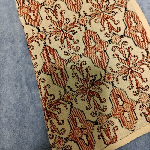 Metritois embroidery like new, old antique design