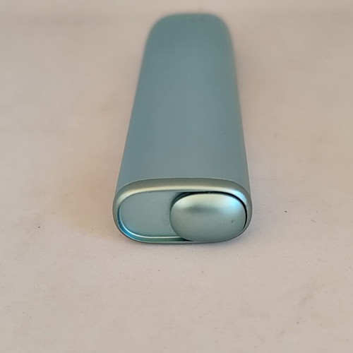 IQOS ILUMA i ONE Breeze Blue device like new