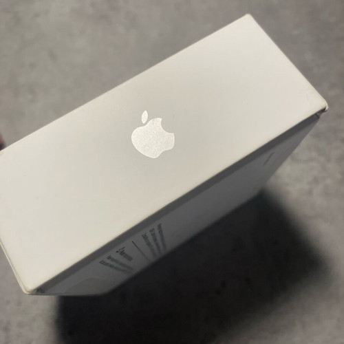 Apple AirPods 4 Box like new, no ANC