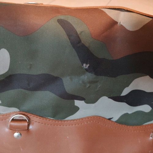 Aetos leather crossbody hunting bag like new, camouflage