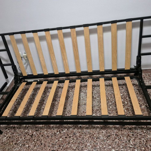 Sofa bed like new with dimensions 185×60 and 185×120 when opened
