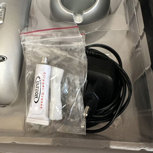 Ultron Sx249 professional rechargeable hair clipper