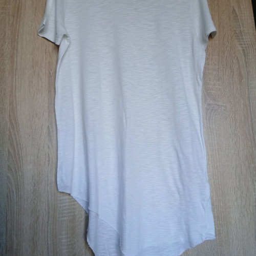 Benetton pack of 2 white blouses like new size M
