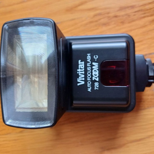 Vivitar 728 Zoom Camera Flash for Canon like new