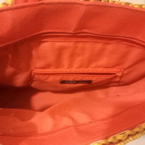 Straw shoulder bag like new, summer style