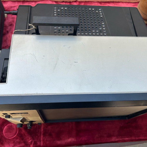 Eumig RS3000 rare Super 8 projector with built-in screen like new