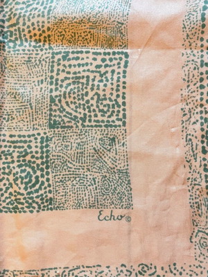 Echo scarf used with wear