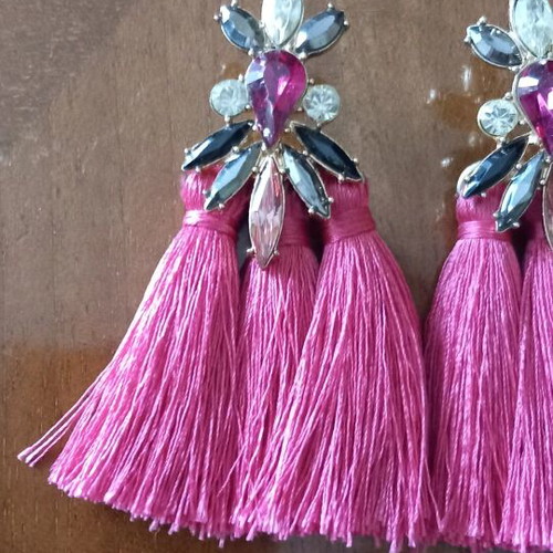 Earrings like new with pink tassel and stones