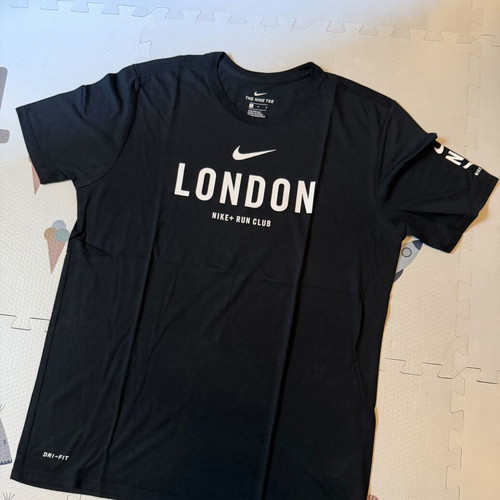 Nike Run Club T-shirt used, dri-fit, size L, black