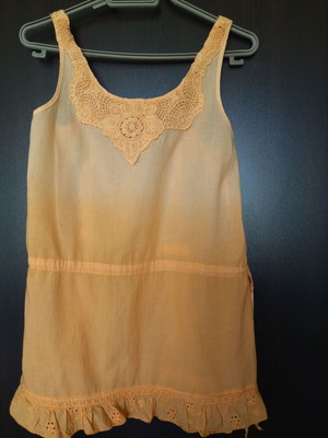 Women's top like new, size M, orange
