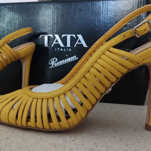 Tata Italia summer heels new, yellow, size 37