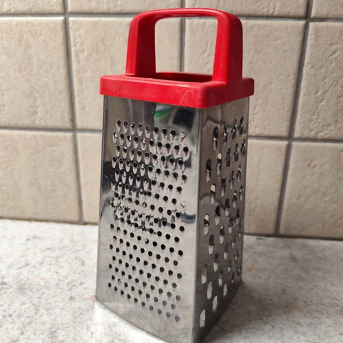 Grater like new