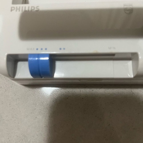 Philips travel iron like new